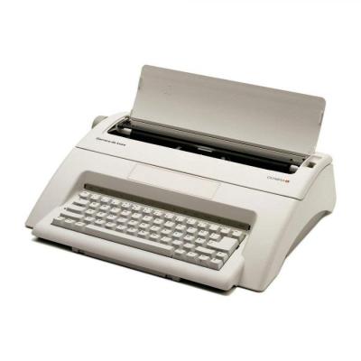 Olympia 252651001 Carrera de Luxe Typewriter 10 Ã¢â‚¬â€œ 15 Size 220 volts NOT FOR USA